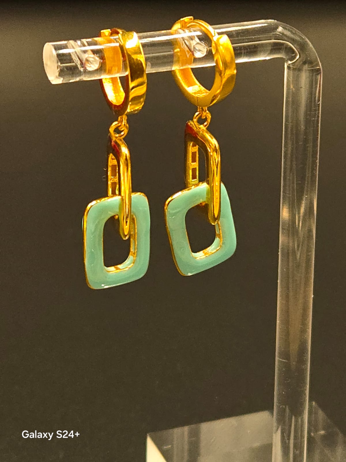 21k Gold Earring