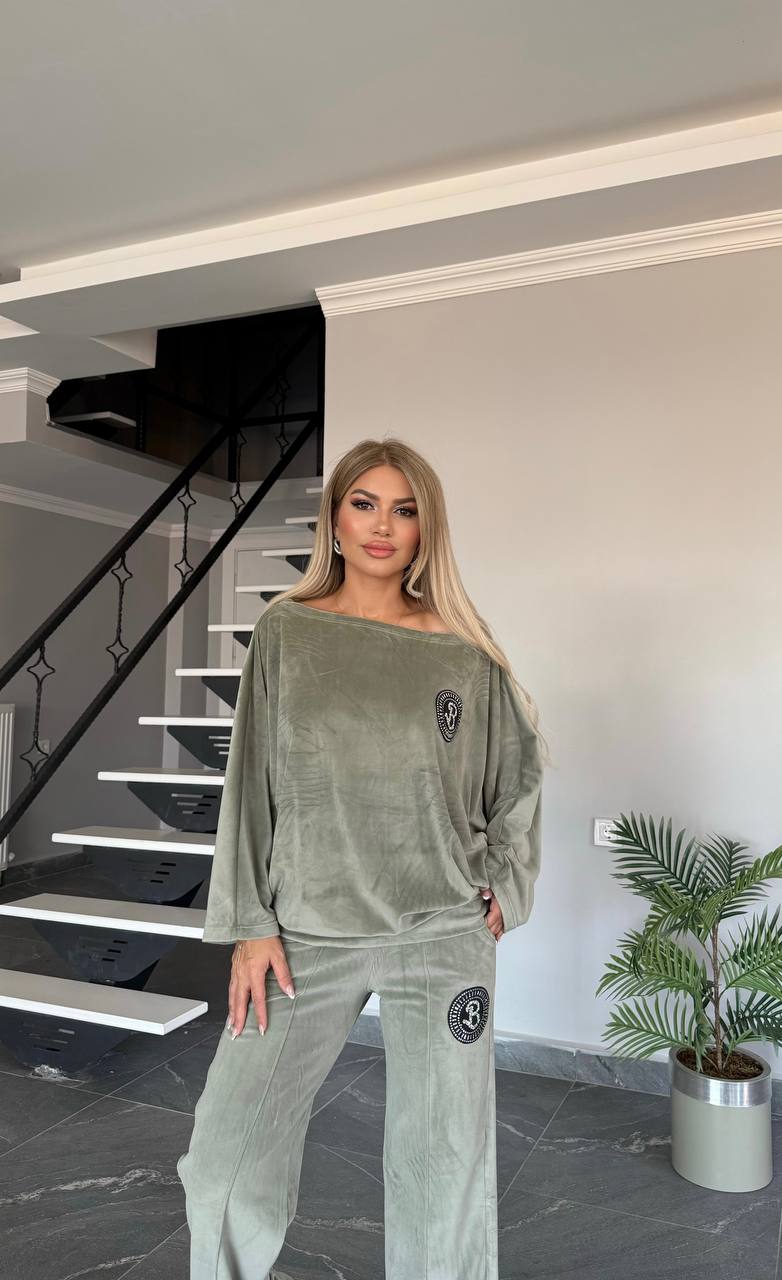 Serenity Velvet Lounge Set in Sage Green